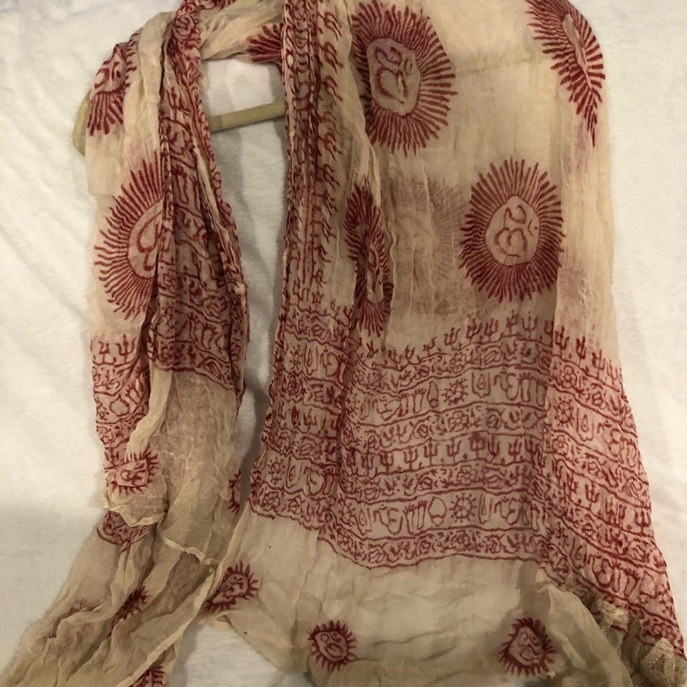 Scarf - Picture 3 of 3